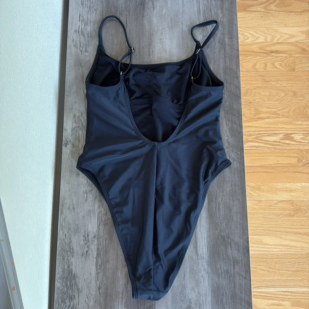 Wild Fable Black High Cut Cheeky One-Piece Swimsuit Size Small (4-6) - Picture 2 of 5